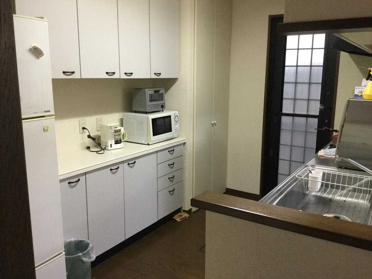 Guesthouse Cosmo Tokushima Extérieur photo